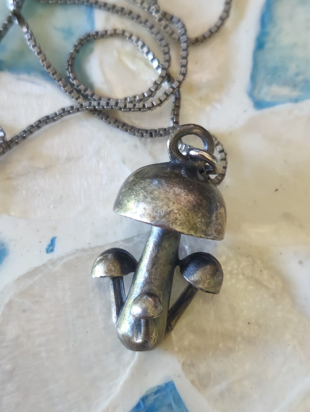 Rare Vintage 70's 4 Mushroom Sterling Silver Necklace - Picture 4 of 7